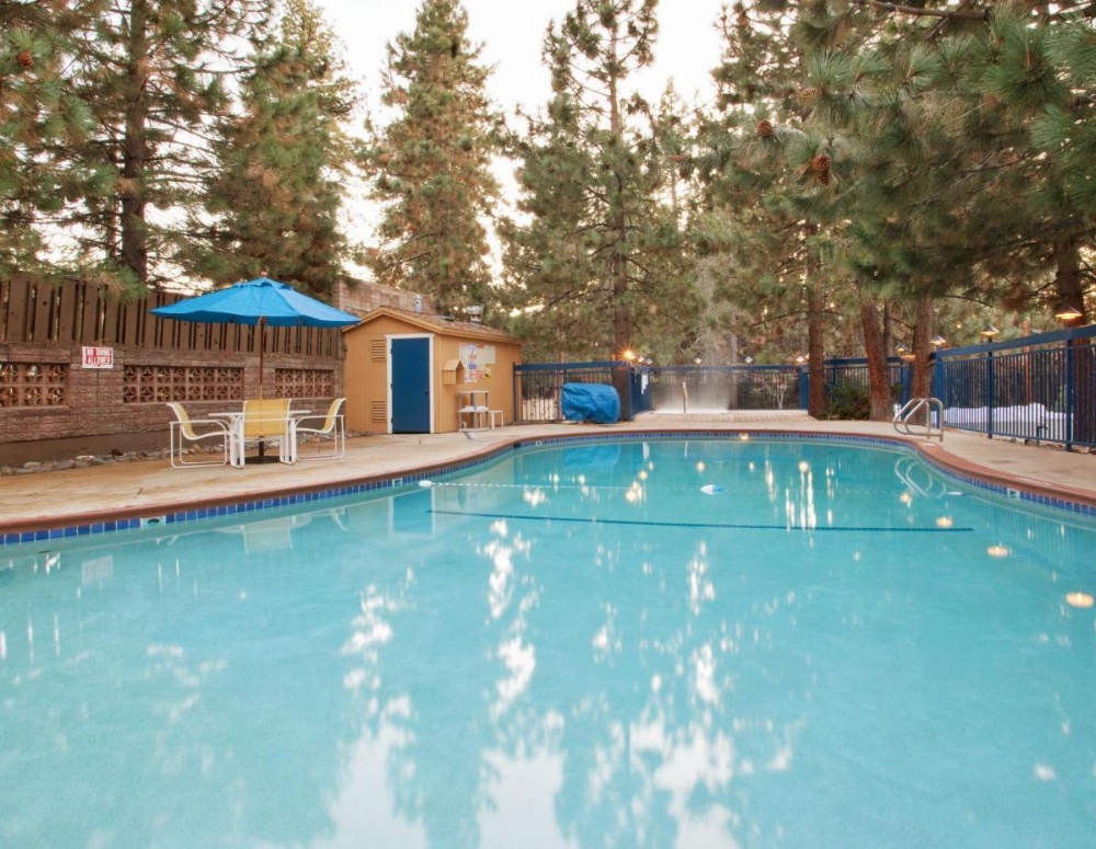 Holiday Inn Express South Lake Tahoe Image 12