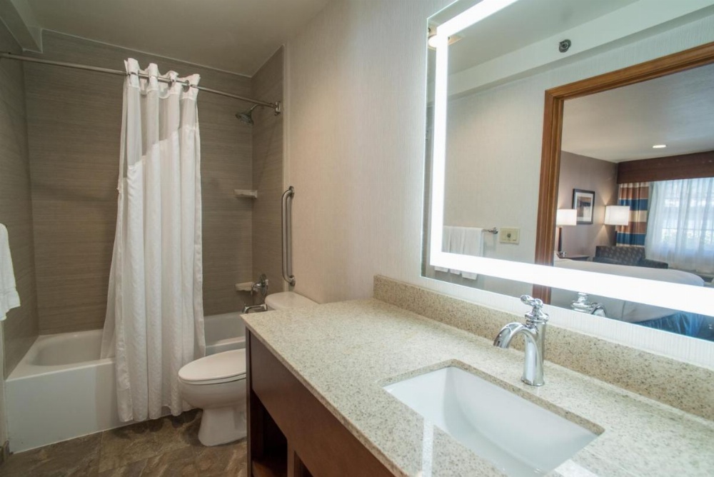 Holiday Inn Express South Lake Tahoe Image 13