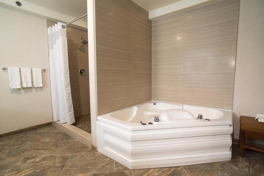Holiday Inn Express South Lake Tahoe Image 32